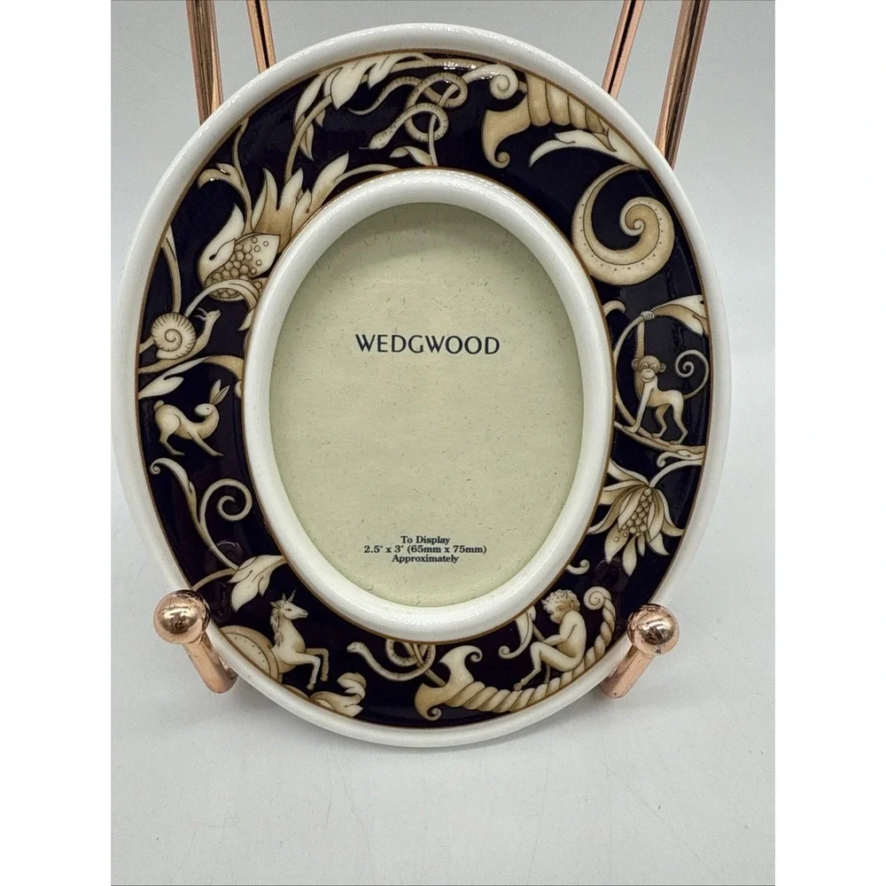 Wedgwood cornucopia oval